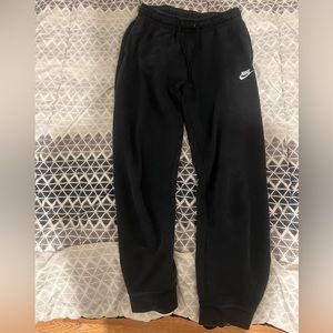 nike sweatpants size small